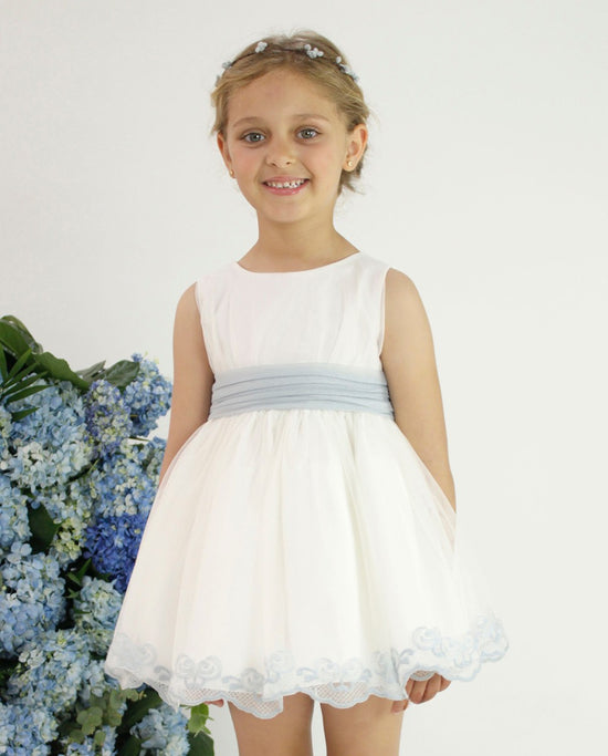 Vestido Arras Desmangado en Tul Bordado