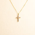 Cruz Oro Amarillo Diamantes 0.317 CT Gde con cadena (VAL) 14k