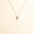 Cruz Oro Blanco Diamantes 0.13 CT Micro con cadena (AD) 14k