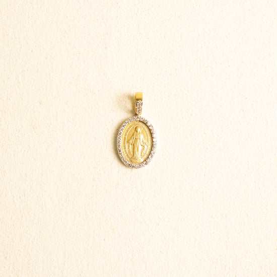 Medalla Oval Virgen Milagrosa Oro 14k con Diamantes Chica