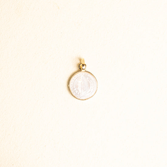 Medalla Virgen Gpe Rd Madre Perla Chica Oro 14k