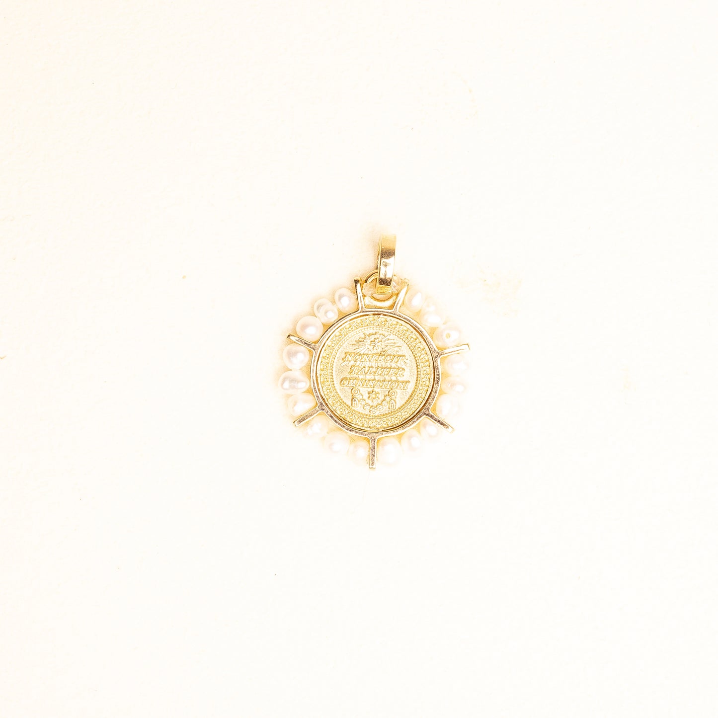 Medalla Virgen Gpe Rd Oro 14k y Perlas