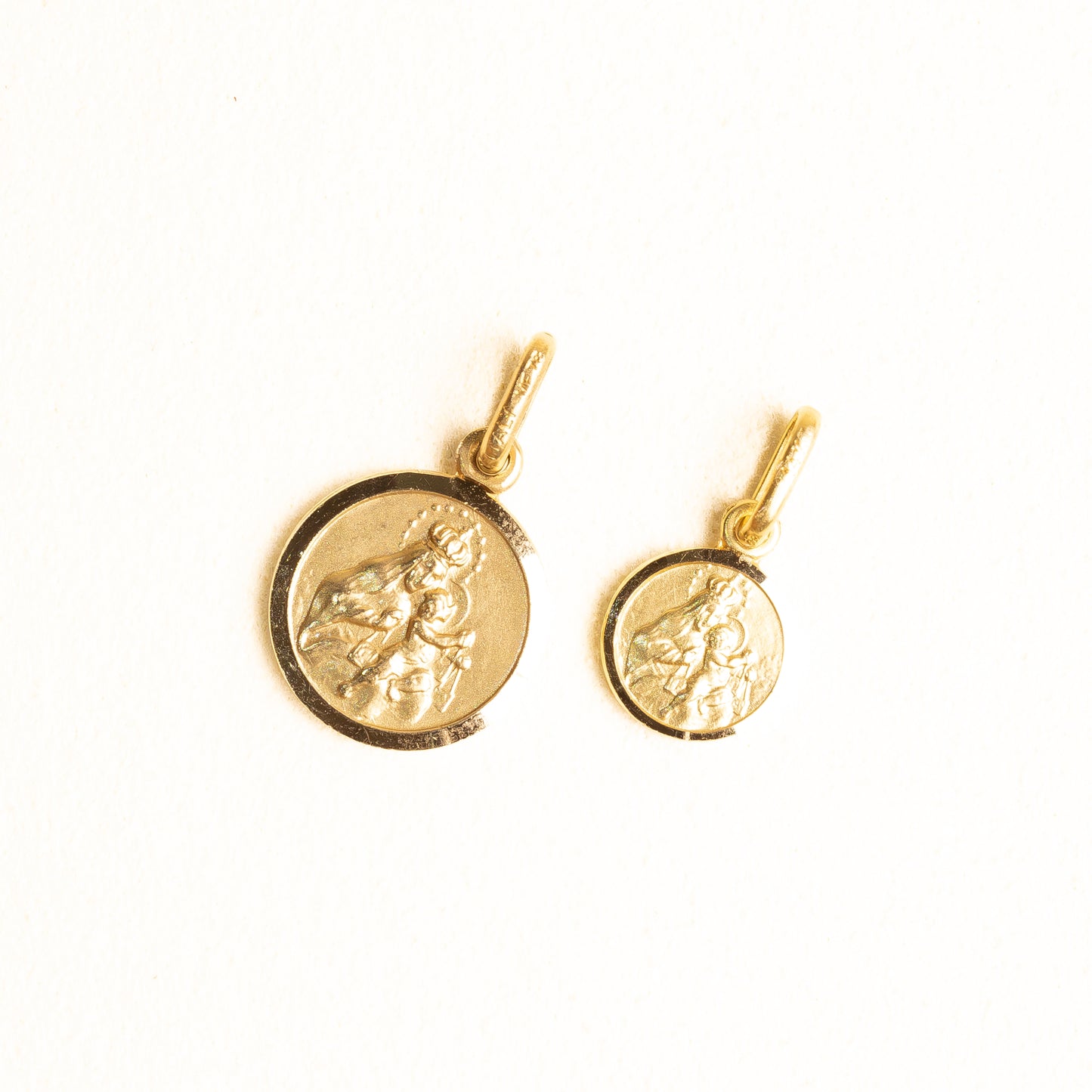 Medalla Escapulario Redondo Oro 14k
