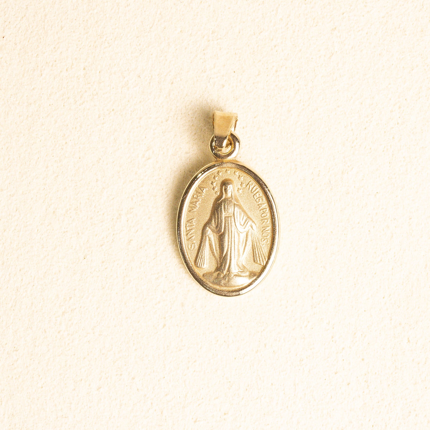 Medalla Bisel Virgen Milagrosa Oval Gde Oro 14k