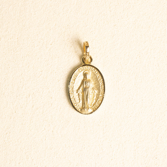 Medalla Virgen Milagrosa Ovalada Oro 14k