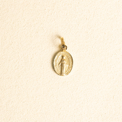 Medalla Virgen Milagrosa Ovalada Oro 14k