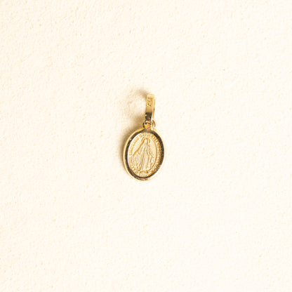 Medalla Bisel Virgen Milagrosa Ovalada Oro 14k