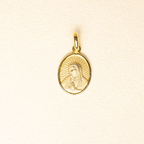 Medalla Bisel Virgen Gpe Rostro Oval Mediana Oro 14k
