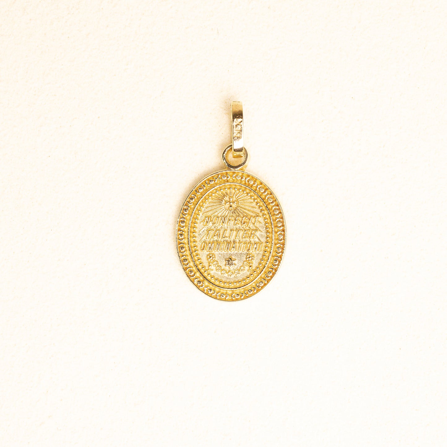 Medalla Broquel Virgen Gpe Oval Oro 14k