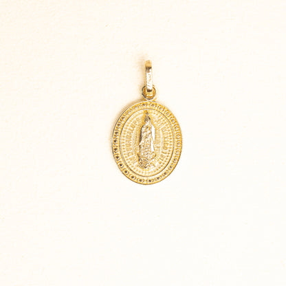 Medalla Broquel Virgen Gpe Oval Oro 14k